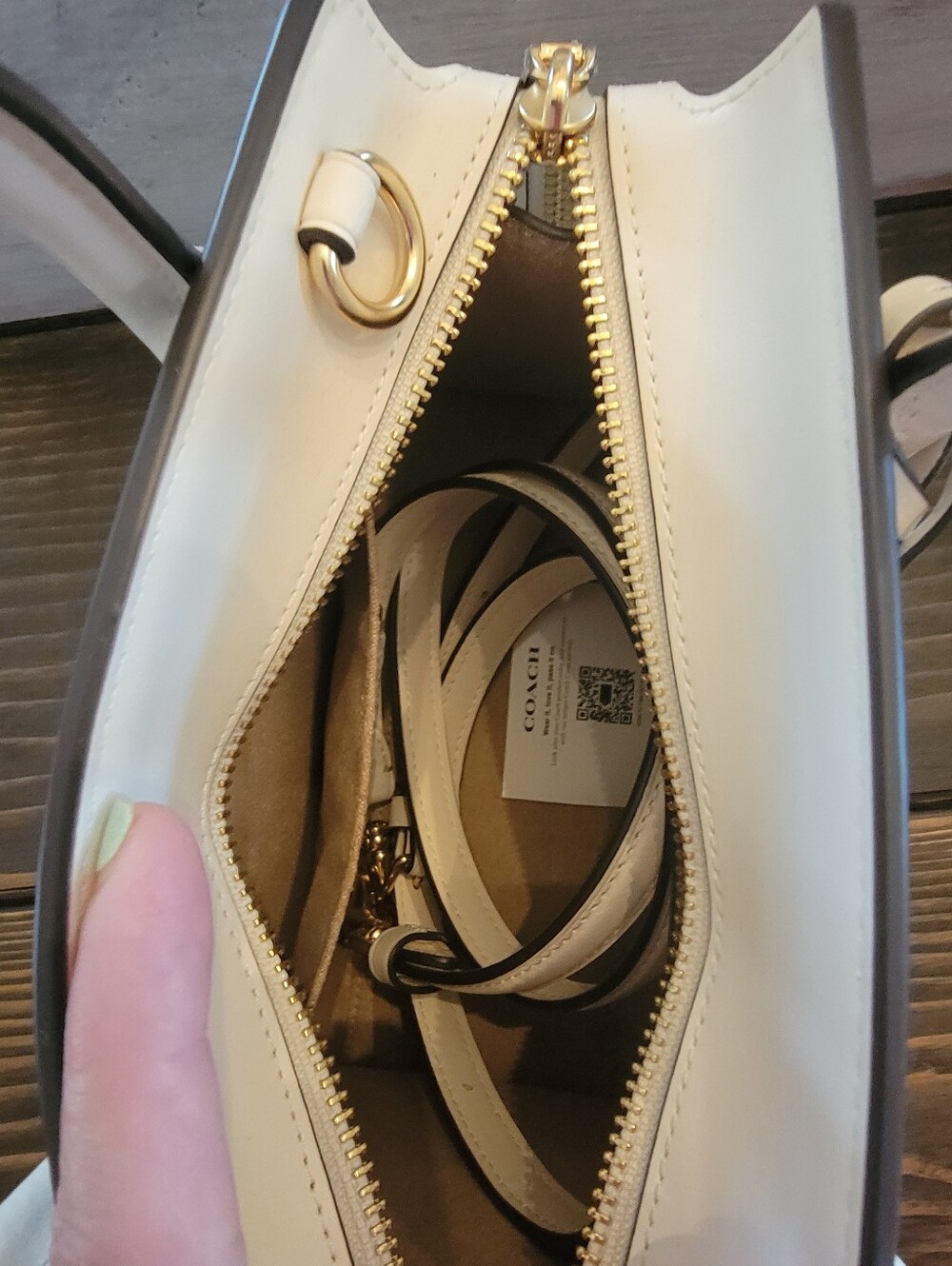 Coach Carry All Bag NWOT - Picture 4 of 6
